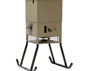 Boss Buck Fill Sled Feeder with Diverter Plate and Solar Panel 600lb